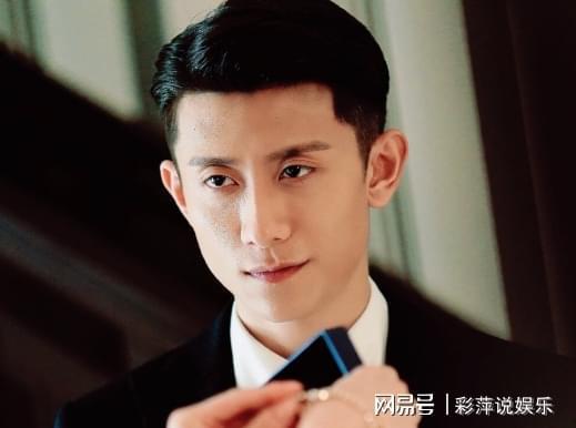 张一山恋情爆料最新消息,神秘女友身份曝光，恋情细节引热议  第2张